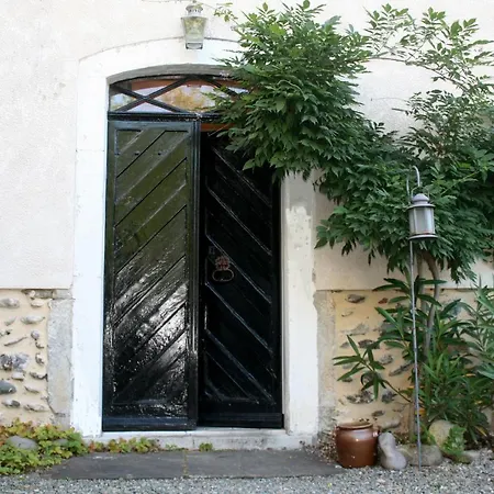 לינה וארוחת בוקר Maison La Vie Carresse